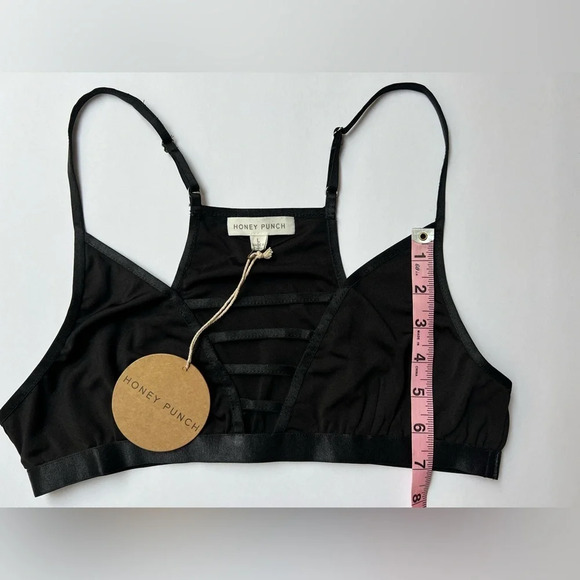 NWT Honey Punch Bar Cut Out Bralette Top Black Size Large - Picture 5 of 8